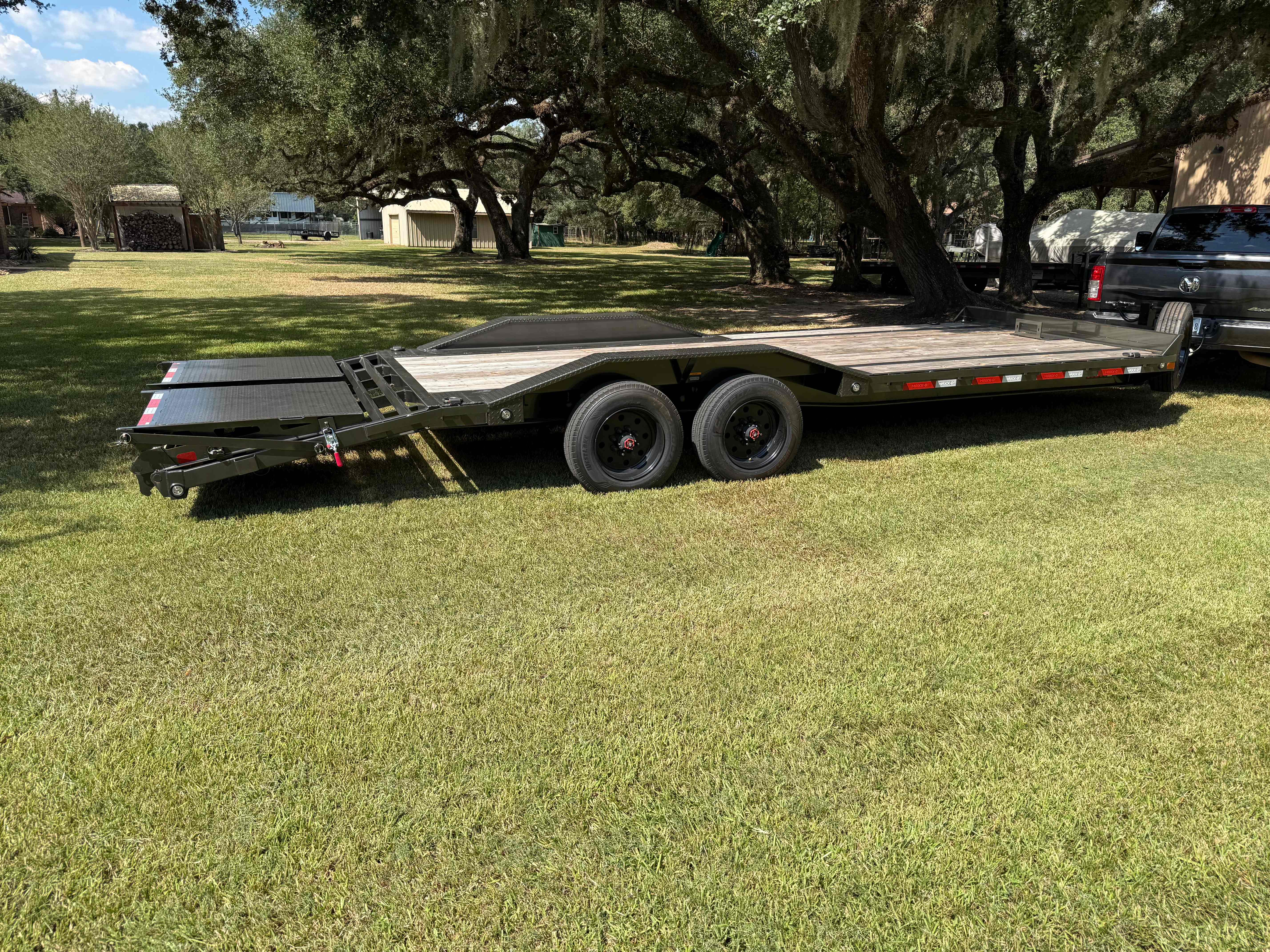 2027 MAXX-D H9X Equipment Trailer - photo 2 - trailer rental West Columbia TX