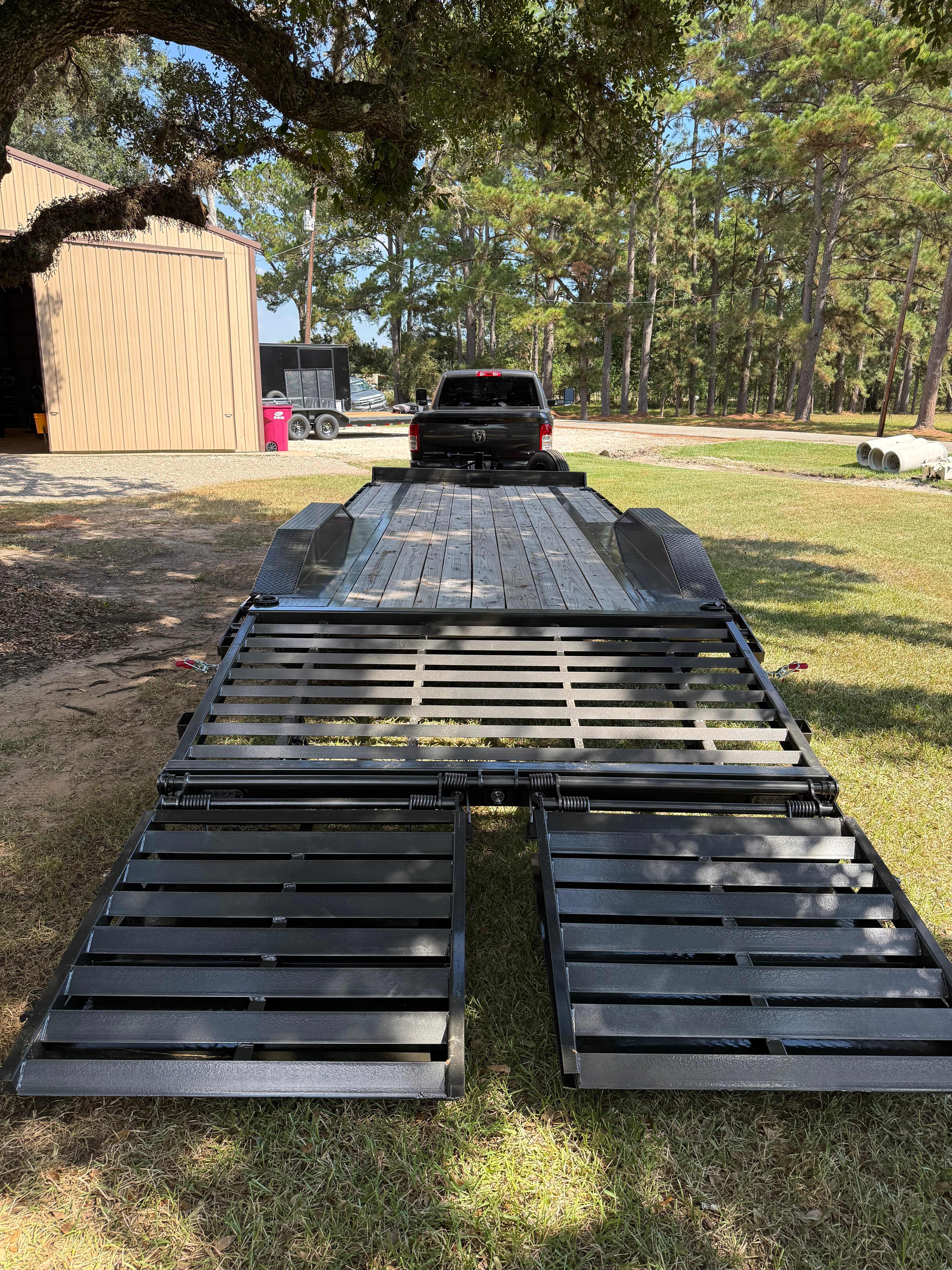 2027 MAXX-D H9X Equipment Trailer - photo 4 - trailer rental West Columbia TX